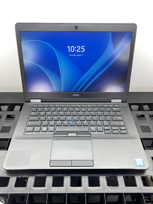 Laptop Dell Latitude E5470 14" Core i5-6300U 16GB RAM 256GB M.2 SSD WINDOWS 11 PRO c/cargador