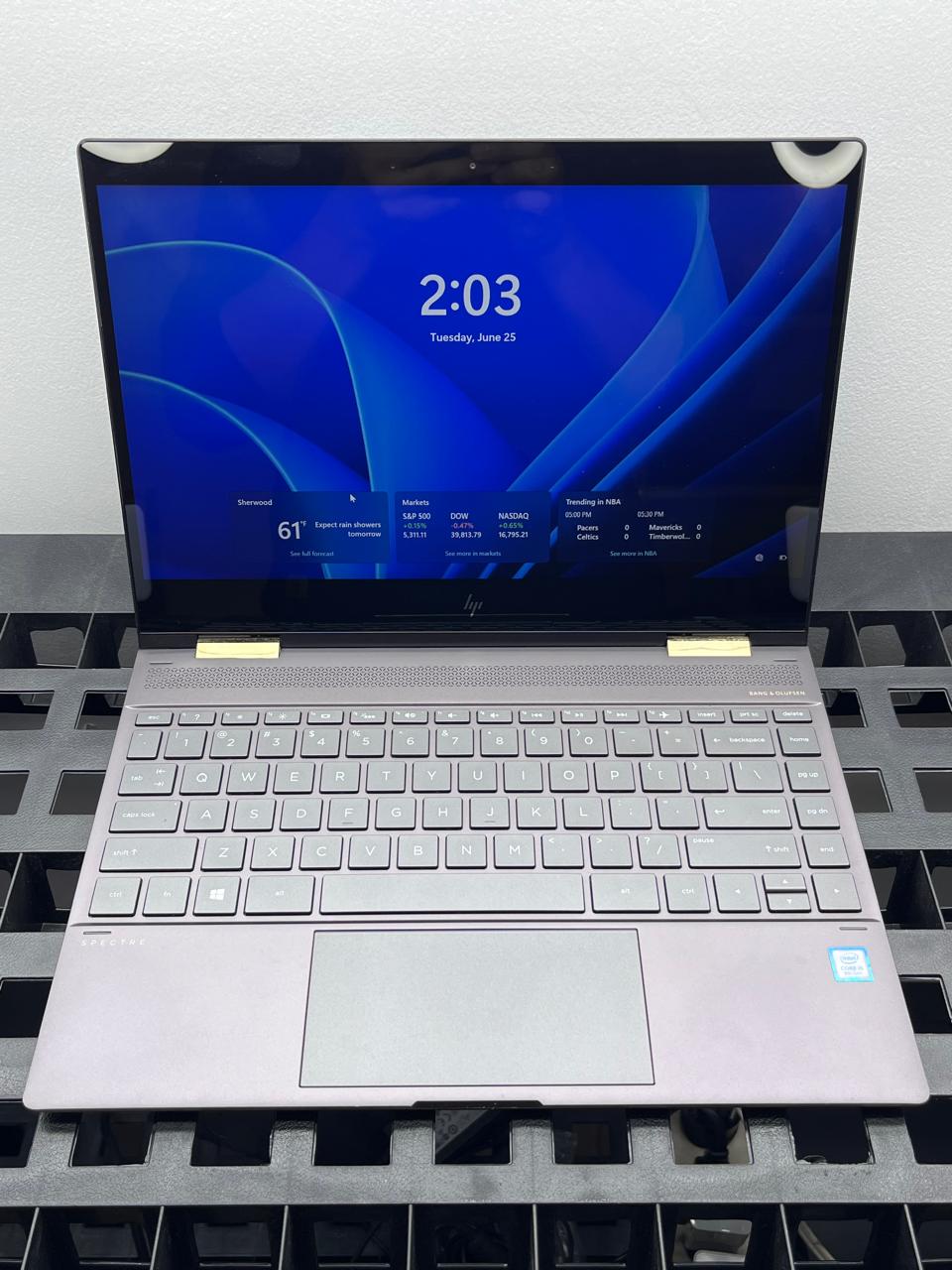 Laptop HP Spectre x360 13t-ae000 13.3" Core i5-8250U 8GB RAM 256GB NVMe SSD Windows 11 Pro