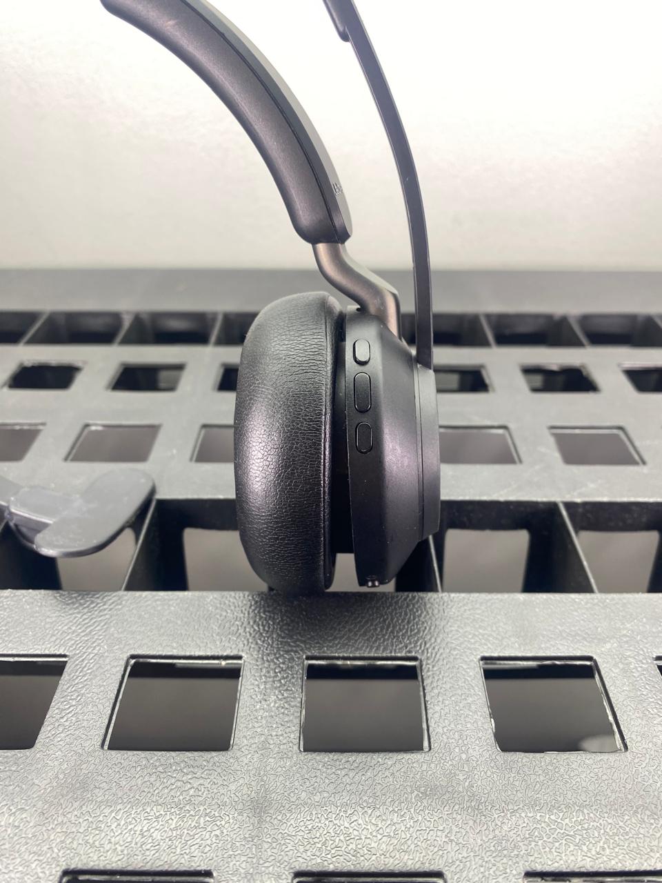 Auriculares Inalámbricos Jabra Evolve2 65 UC Con Cable USB