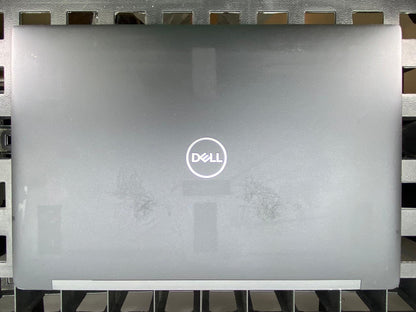 Laptop Dell Latitude 7390 13.3" Core i5-8250U 16GB RAM 256GB M.2 SSD WINDOWS 11 PRO c/cargador