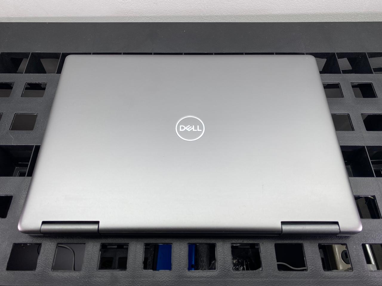 Laptop Dell Inspiron 7373 13.3" Táctil Core i7-8550U 16GB RAM 512GB M.2 SSD WINDOWS 11 PRO c/cargador