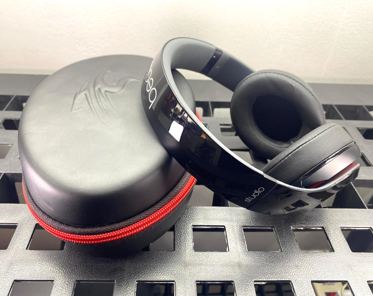 Audífonos Beats Studio 2.0 Bluetooth con Estuche