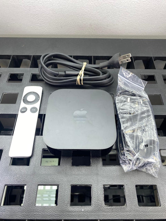 Apple TV 4K 3ra Generación 128GB A2843 c/ cable HDMI y control