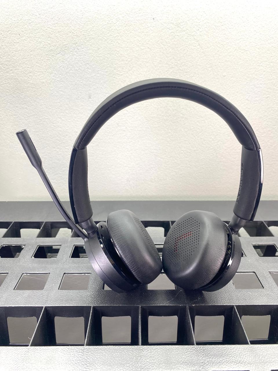 Audífonos Bluetooth Plantronics Voyager 4220 con Cancelación de Ruido