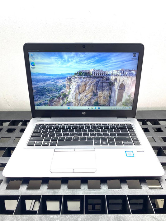 Laptop HP EliteBook 840 G3 14" i5-6200U 16GB RAM 128GB M.2 SSD + 500GB HDD WIN 11 PRO c/ cargador