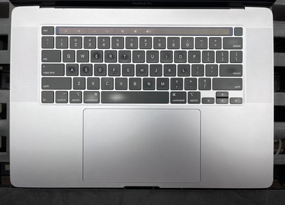 Laptop Apple MacBook Pro 2019 16" Core i9-9980HK 32GB RAM 512GB SSD macOS Sonoma c/cargador